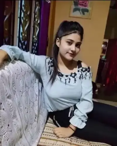 Call Girls Service in Sainthia